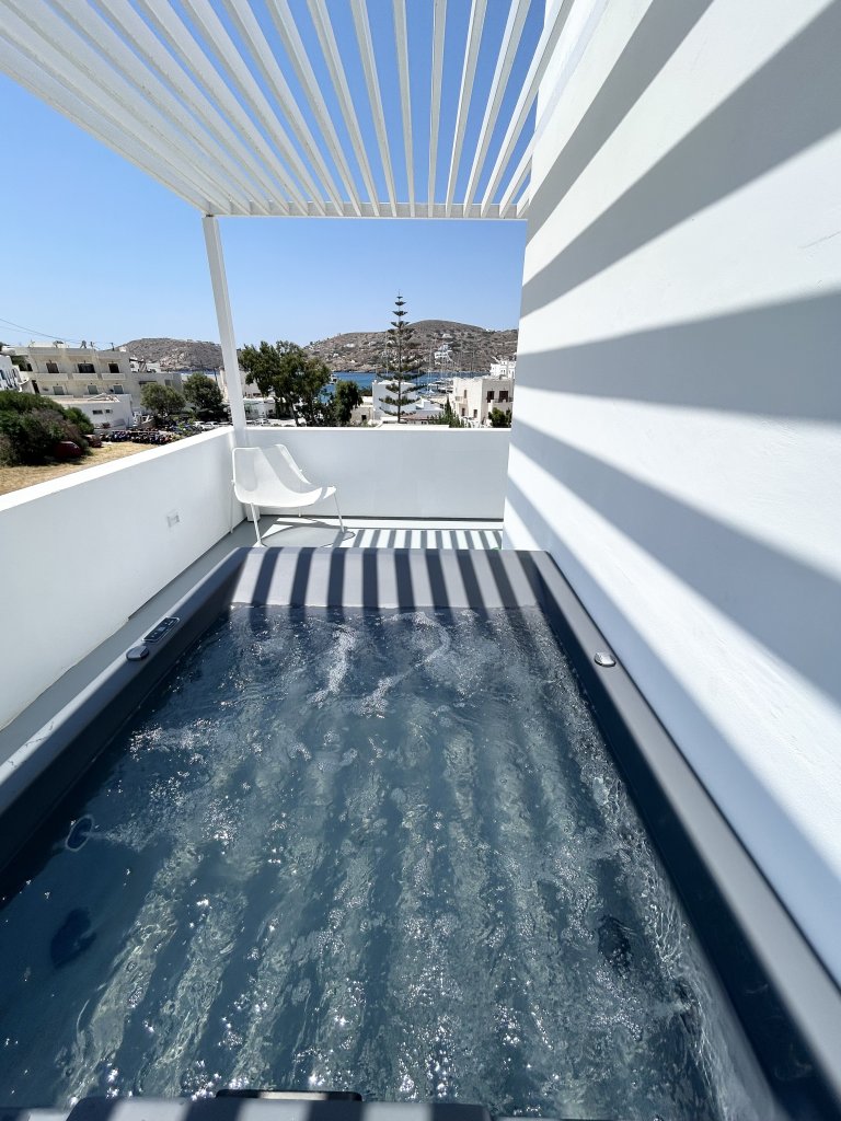 SUPERIOR DOUBLE SEA VIEW WITH PRIVATE HOT TUB